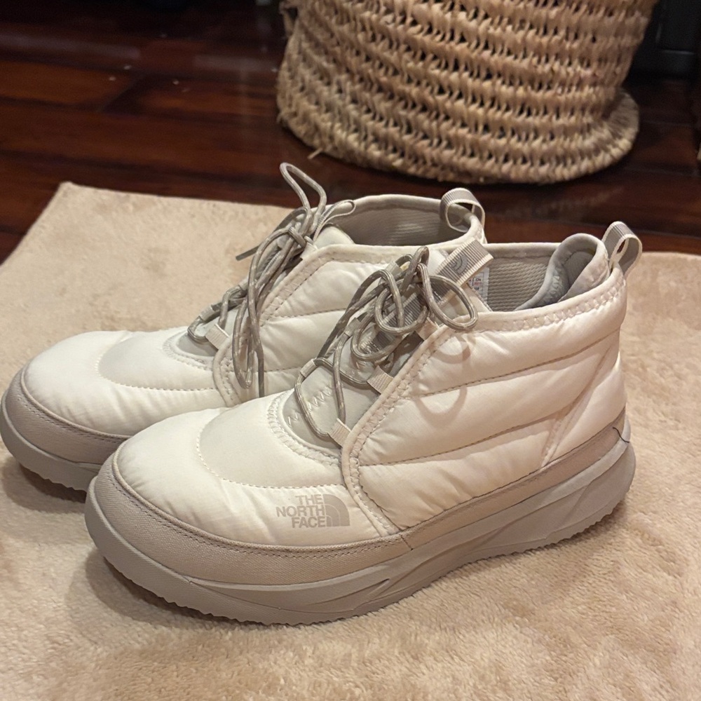 The North Face White Quilted Snow Boots